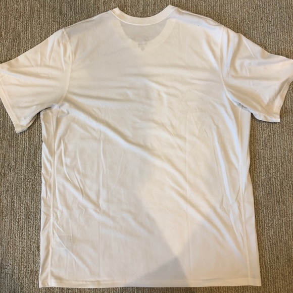 Men’s Nike Dri-Fit T-Shirt - Picture 2 of 3